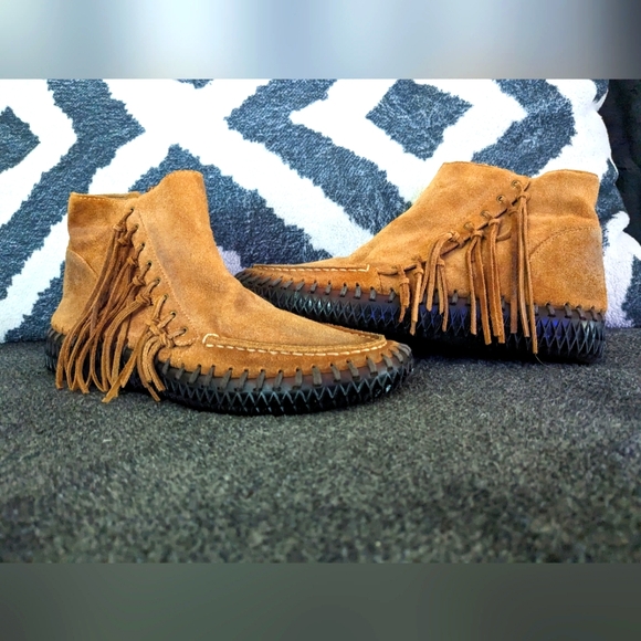 Antelope moccasin booties size 38 - Picture 2 of 3